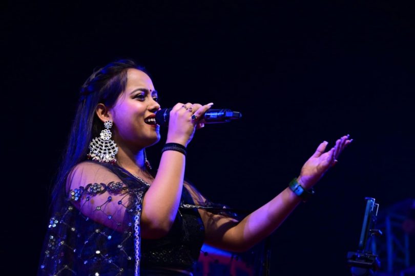 Mishmi tied the knot with her performance of Deva Ho Deva at the Bhojpal Festival Fair