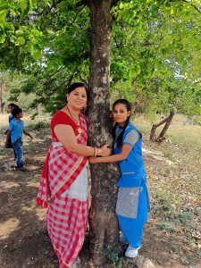 Hugs given to trees to save children from depression