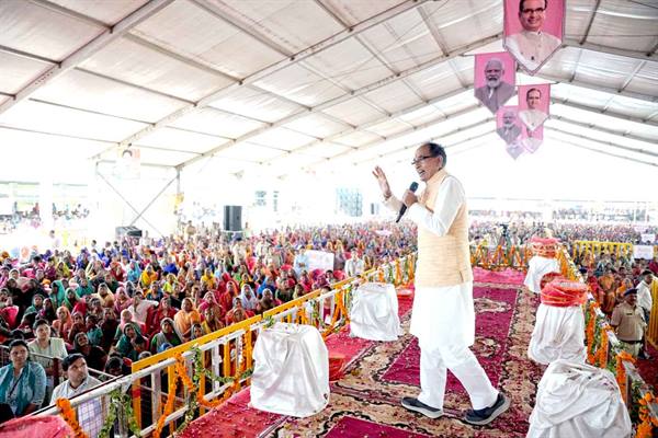 Sisters are becoming self-dependent in Madhya Pradesh, increasing respect in family and society: Chouhan